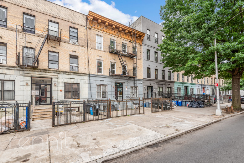 1257 Lincoln Pl, Apt 6 Image 11