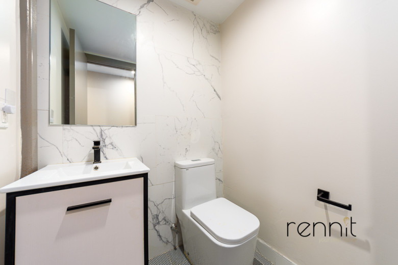 209 Troy Ave, Apt 1B Image 10