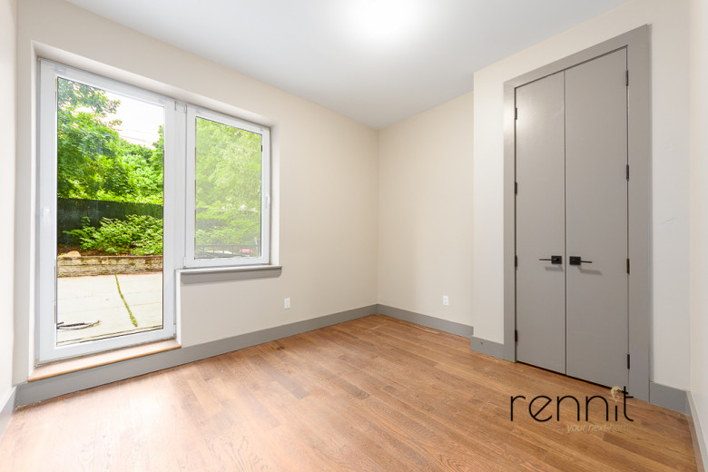 209 Troy Ave, Apt 1B Image 5