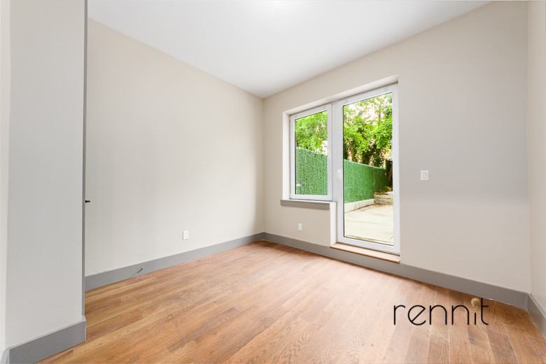 209 Troy Ave, Apt 1B Image 8
