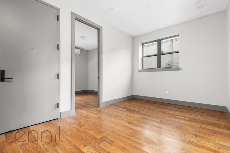 213 Troy Ave, Apt 4A Image 1
