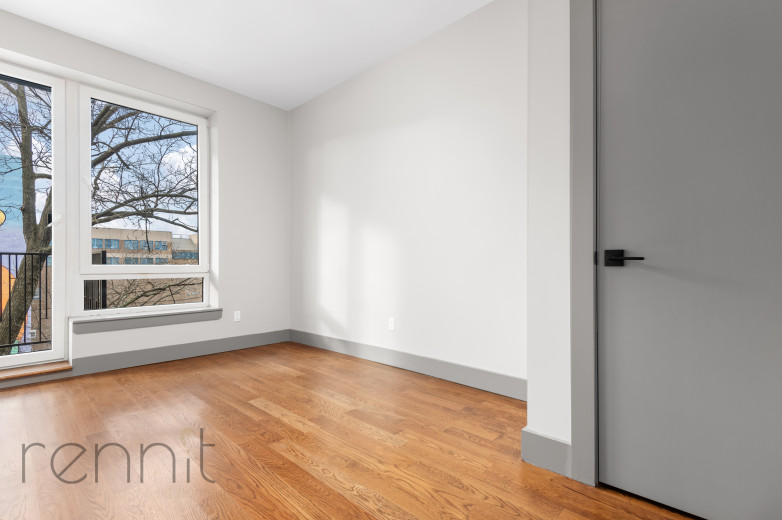 213 Troy Ave, Apt 4A Image 10