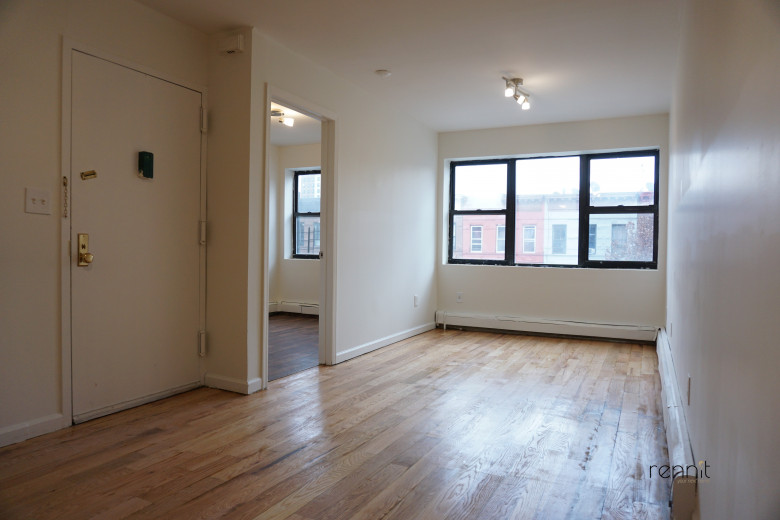 185 Pulaski St, Apt 2 Image 3