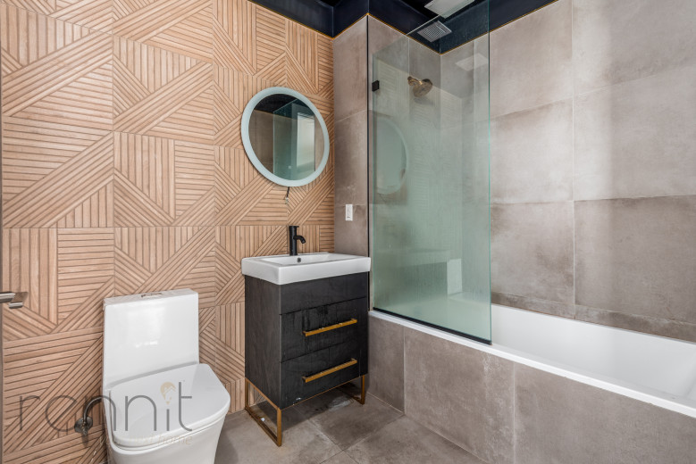 853 Lexington Ave, Apt 3D Image 10