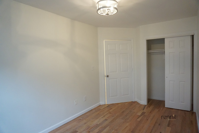 185 Pulaski St, Apt 1 Image 11