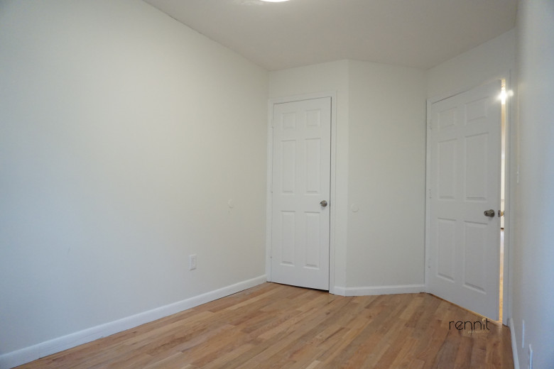 185 Pulaski St, Apt 1 Image 13