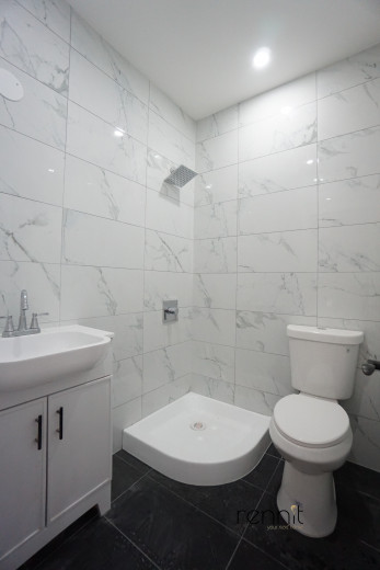 40 Cornelia St, Apt 1 Image 14