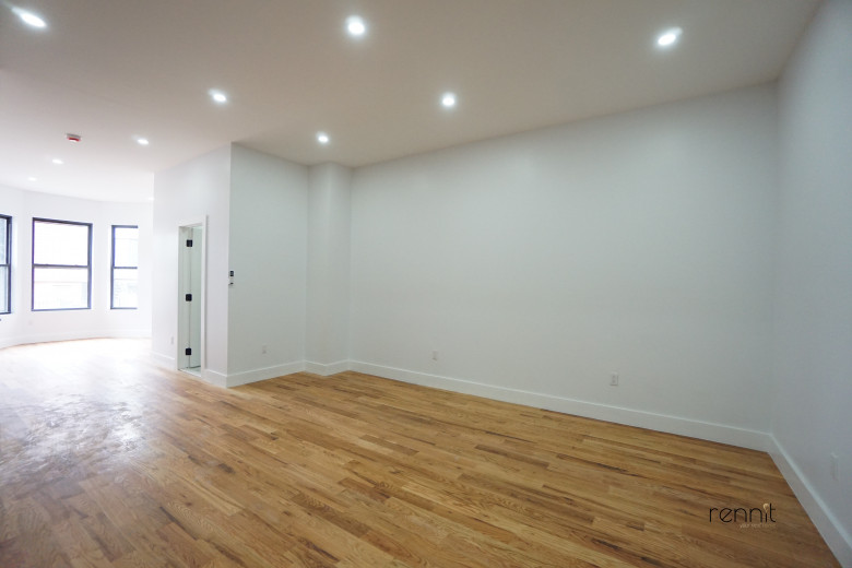 40 Cornelia St, Apt 1 Image 3