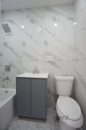 40 Cornelia St, Apt 1 Image 6