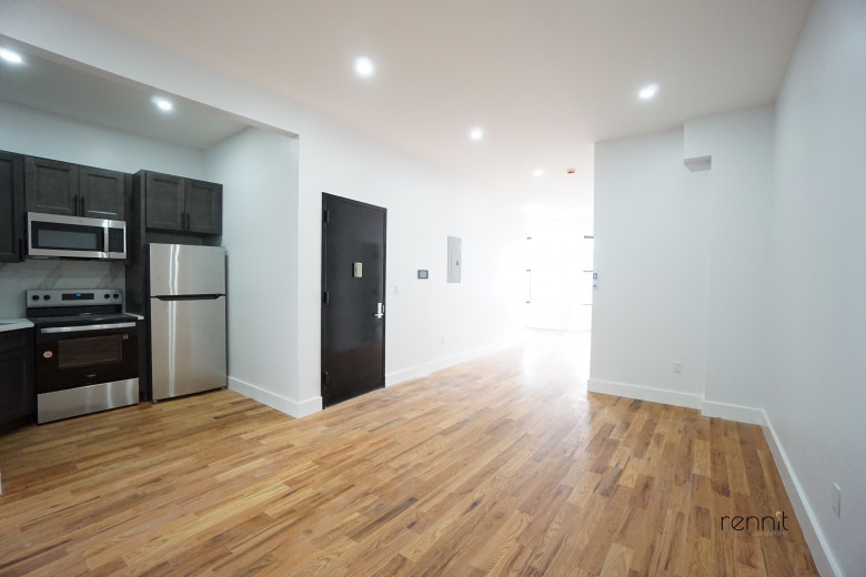 40 Cornelia St, Apt 2 Image 10