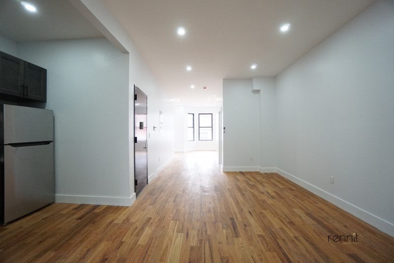 40 Cornelia St, Apt 2 Image 8