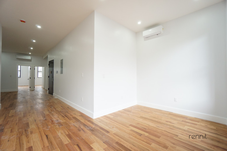 40 Cornelia St, Apt 2 Image 9