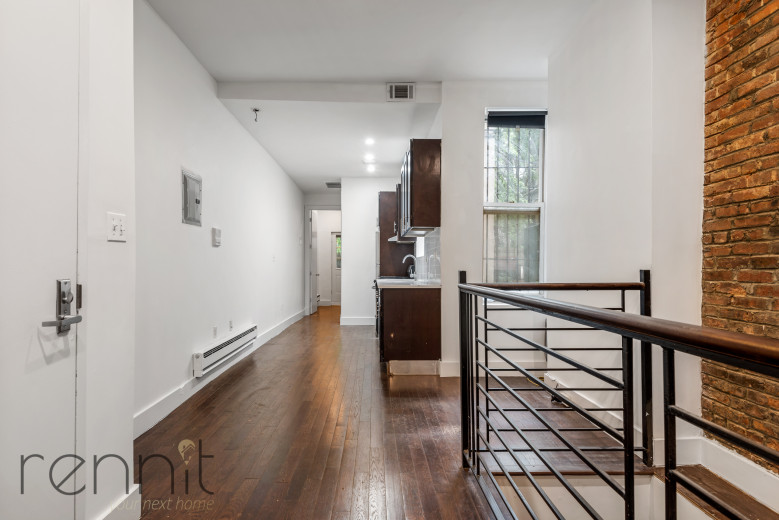309 Tompkins Ave, Apt 1C Image 4
