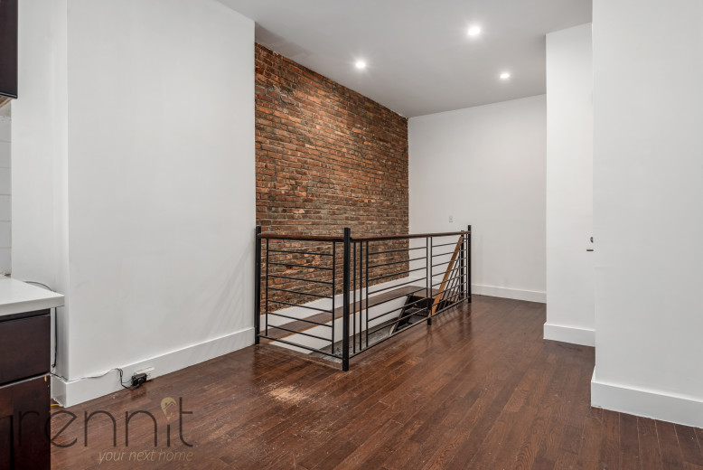 309 Tompkins Ave, Apt 1C Image 5