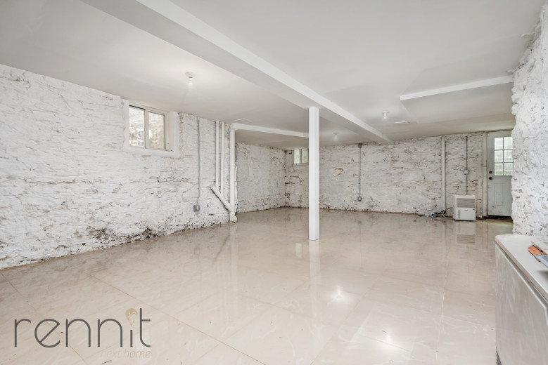 309 Tompkins Ave, Apt 1C Image 8