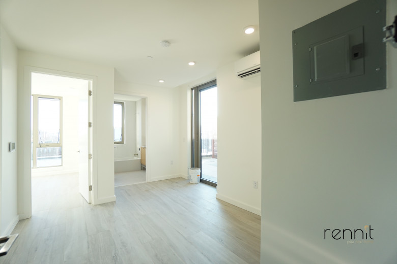33 Little Nassau St, Apt 811 Image 11