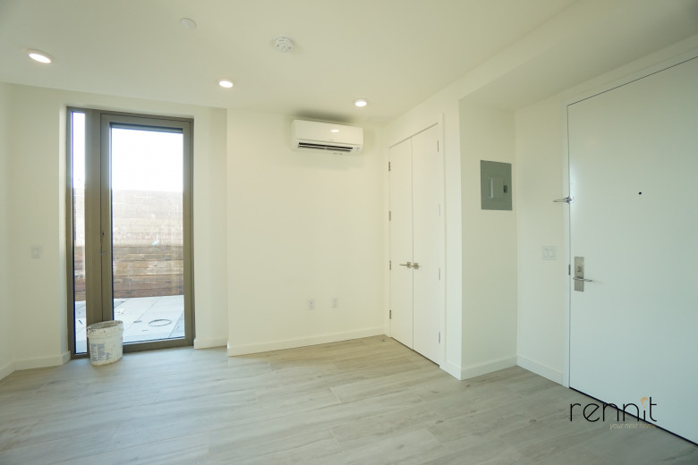 33 Little Nassau St, Apt 811 Image 12