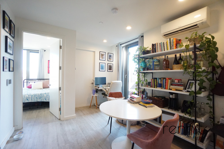33 Little Nassau St, Apt 811 Image 20