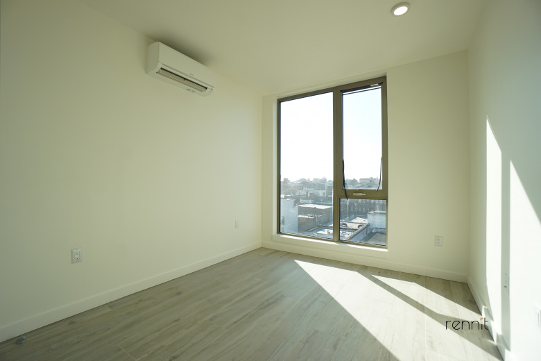 33 Little Nassau St, Apt 811 Image 6