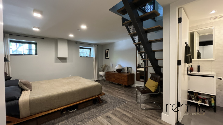 295 Montgomery St, Apt 1F Image 10