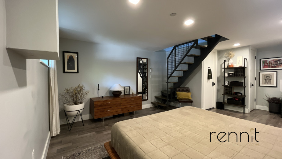 295 Montgomery St, Apt 1F Image 12