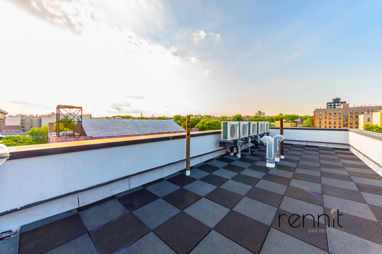 1031 Montgomery St, Apt 3F Image 16