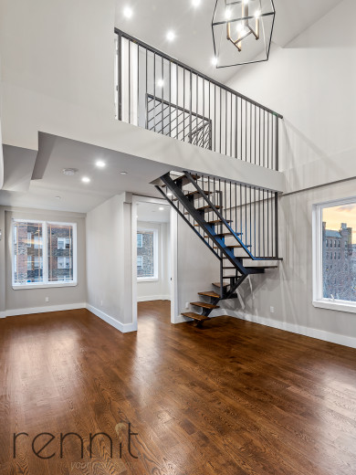 1031 Montgomery St, Apt 3R Image 13