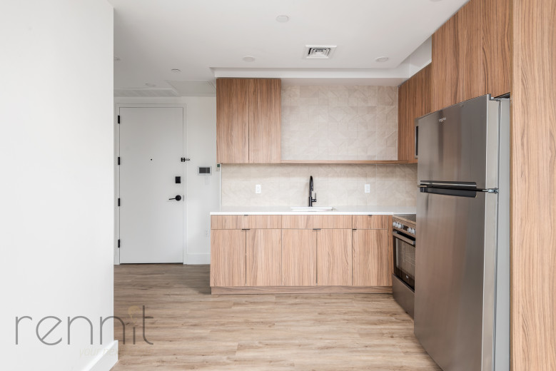 35 Kingston Ave, Apt 504 Image 11