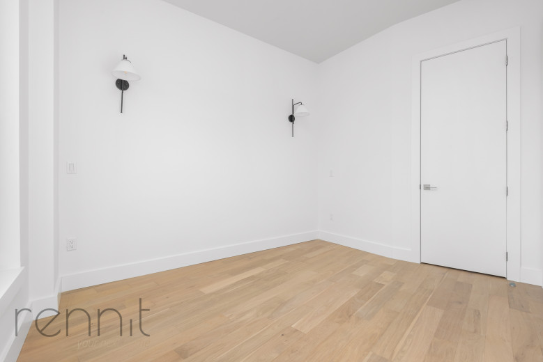 58 Vanderbilt Ave, Apt 9C Image 11