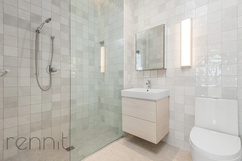 58 Vanderbilt Ave, Apt 9C Image 5