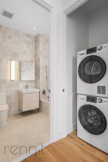 58 Vanderbilt Ave, Apt 9C Image 6