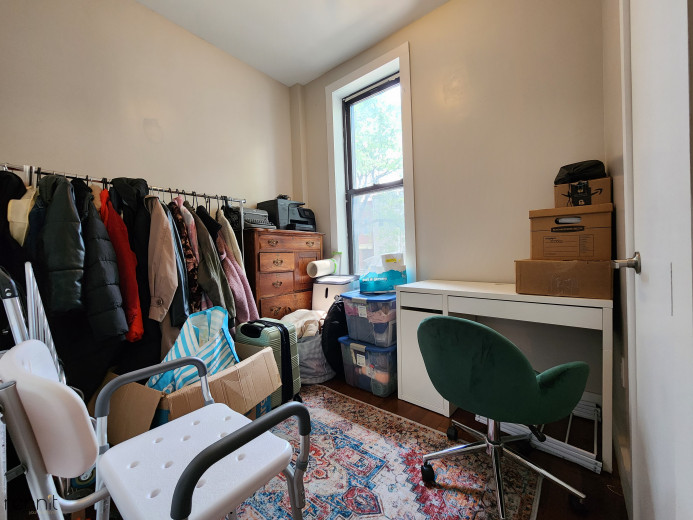 143 Cornelia St, Apt 2 Image 11