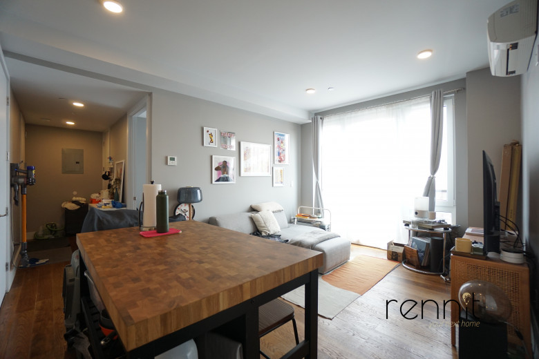 853 Lexington Ave, Apt 6A Image 1