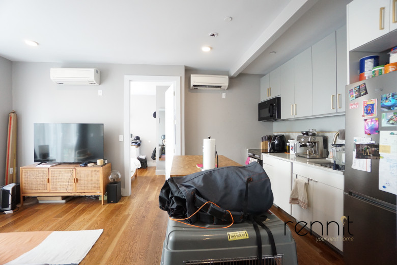 853 Lexington Ave, Apt 6A Image 10