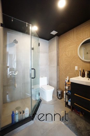 853 Lexington Ave, Apt 6A Image 13