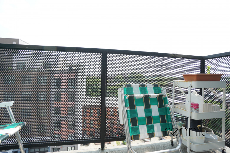 853 Lexington Ave, Apt 6A Image 3