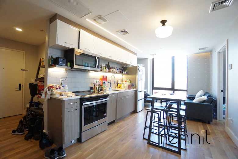 31 Debevoise St, Apt 6D Image 12