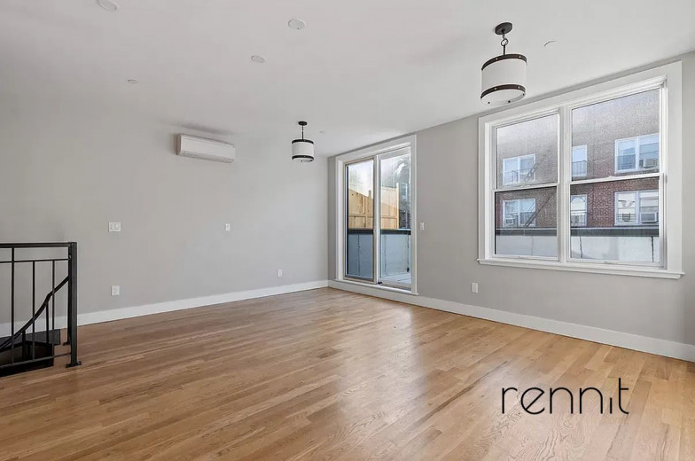 762 East 32nd St, Apt 4B Image 3