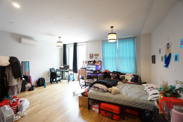 762 East 32nd St, Apt 4B Image 20