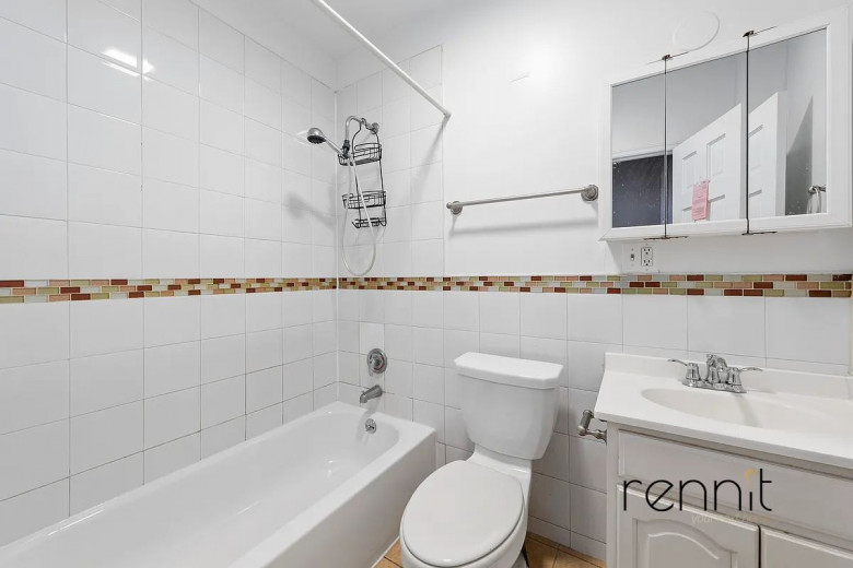 108 Cooper Sr, Apt 3L Image 4