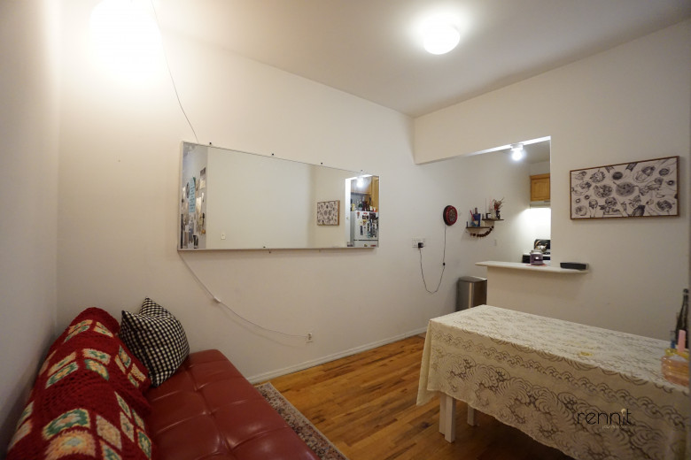 313 Jefferson St, Apt 2F Image 4