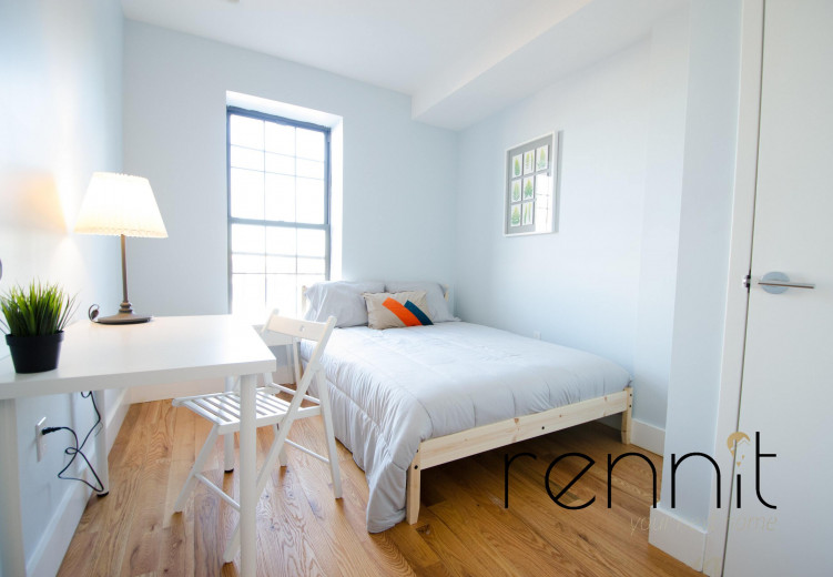 137 Albany Ave, Apt 2R Image 2