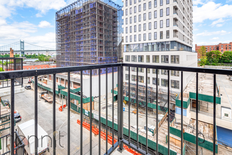 26-24 4th St, Apt 404A Image 3