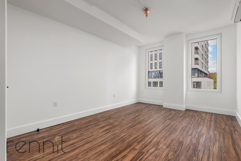 26-24 4th St, Apt 404A Image 7