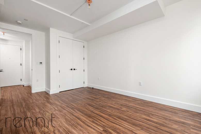 26-24 4th St, Apt 404A Image 8