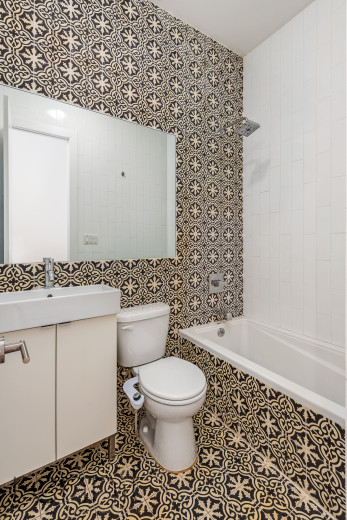 224 Schaefer St, Apt 3R Image 5