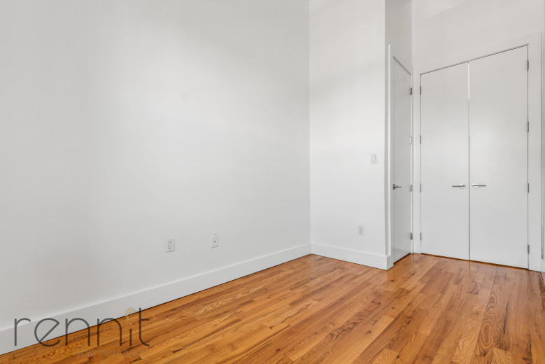224 Schaefer St, Apt 3R Image 8
