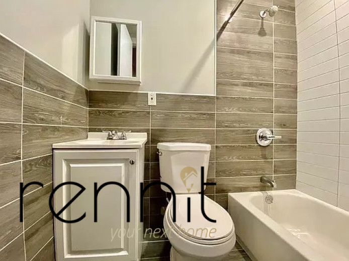 640 Kosciuszko St, Apt 2R Image 8