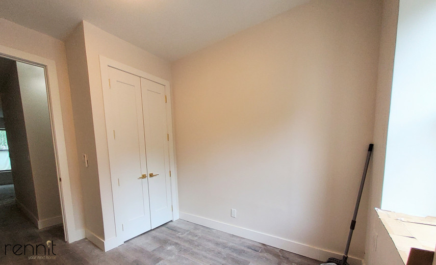 320 Throop Ave, Apt 2 Image 12