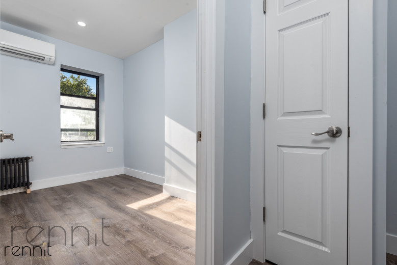 320 Throop Ave, Apt 2 Image 5